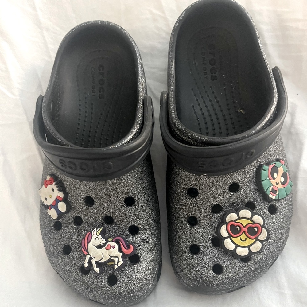 Crocs Black Glitter Girl Size 13 Bubbles Power Girl Hello Kitty  unicorn  Flower